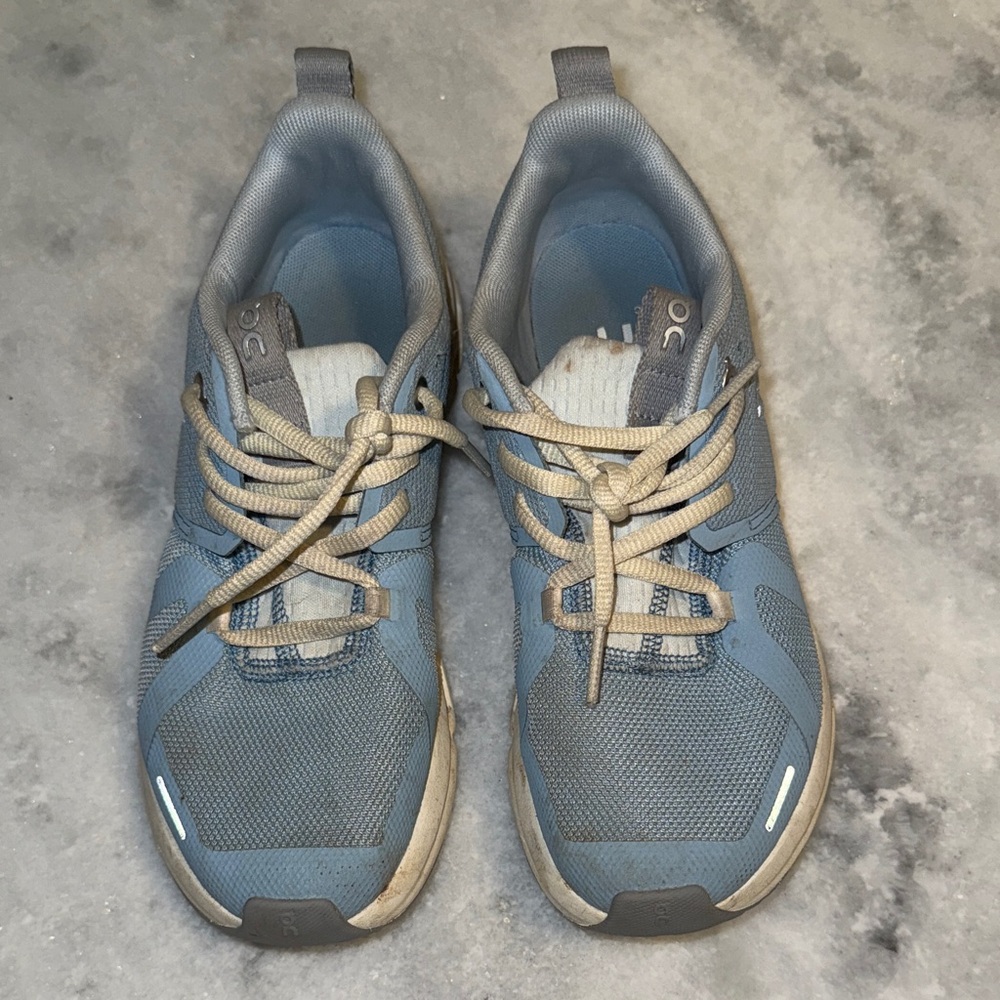 Girls’ On Cloud shoes